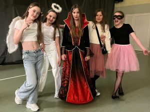 Dyskoteka karnawałowa klas 4-8